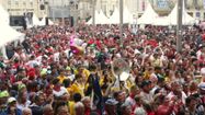 La foule devant le podium du Festival de Bandas à Condom en 2024